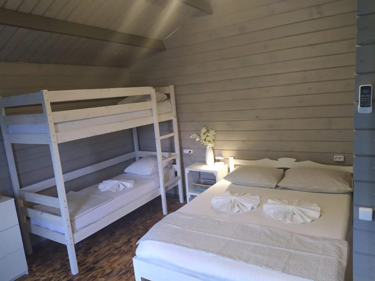 Guest House Lev 皮聪达 外观 照片