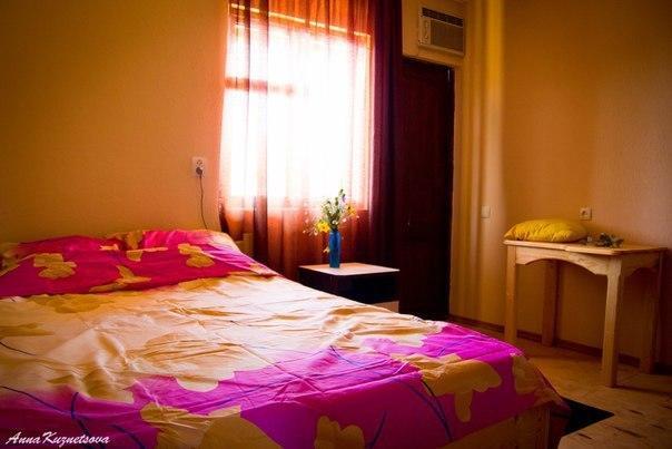 Guest House Lev 皮聪达 外观 照片