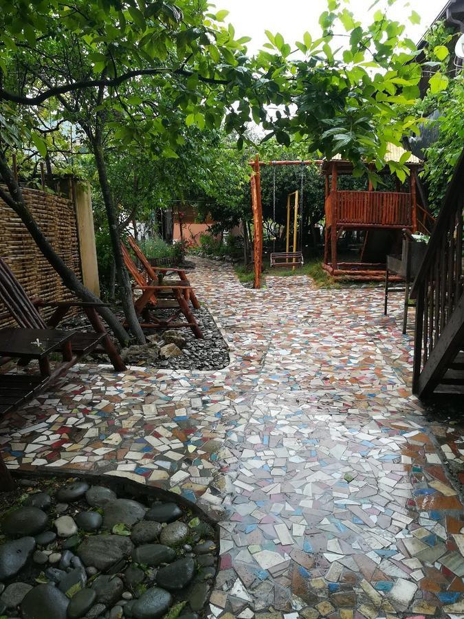 Guest House Lev 皮聪达 外观 照片