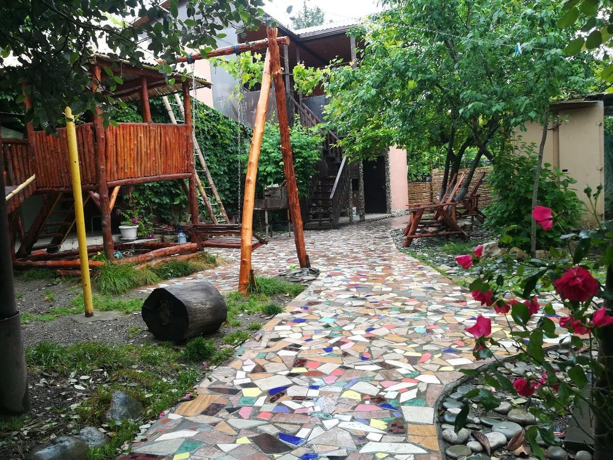 Guest House Lev 皮聪达 外观 照片